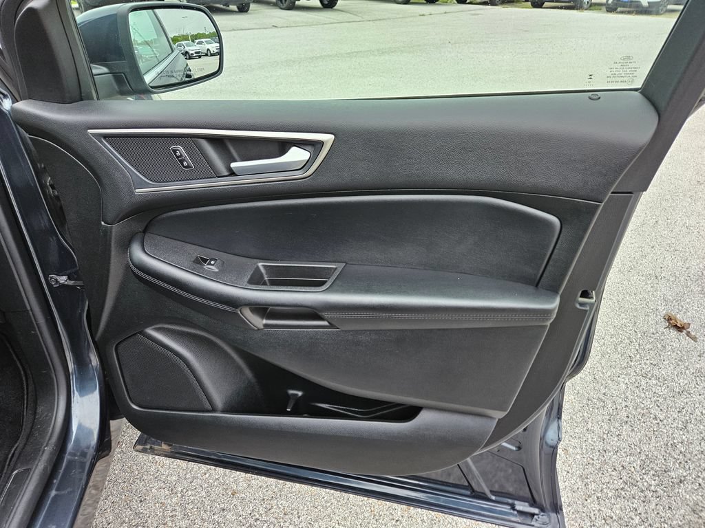 Used 2023 Ford Edge SEL w/ Convenience Package AWD/4WD image 34