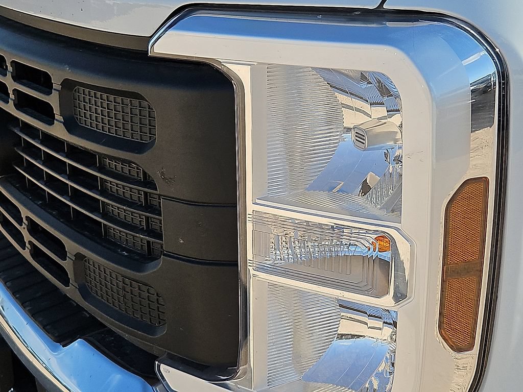 New 2026 Ford F350 XL AWD/4WD image 14