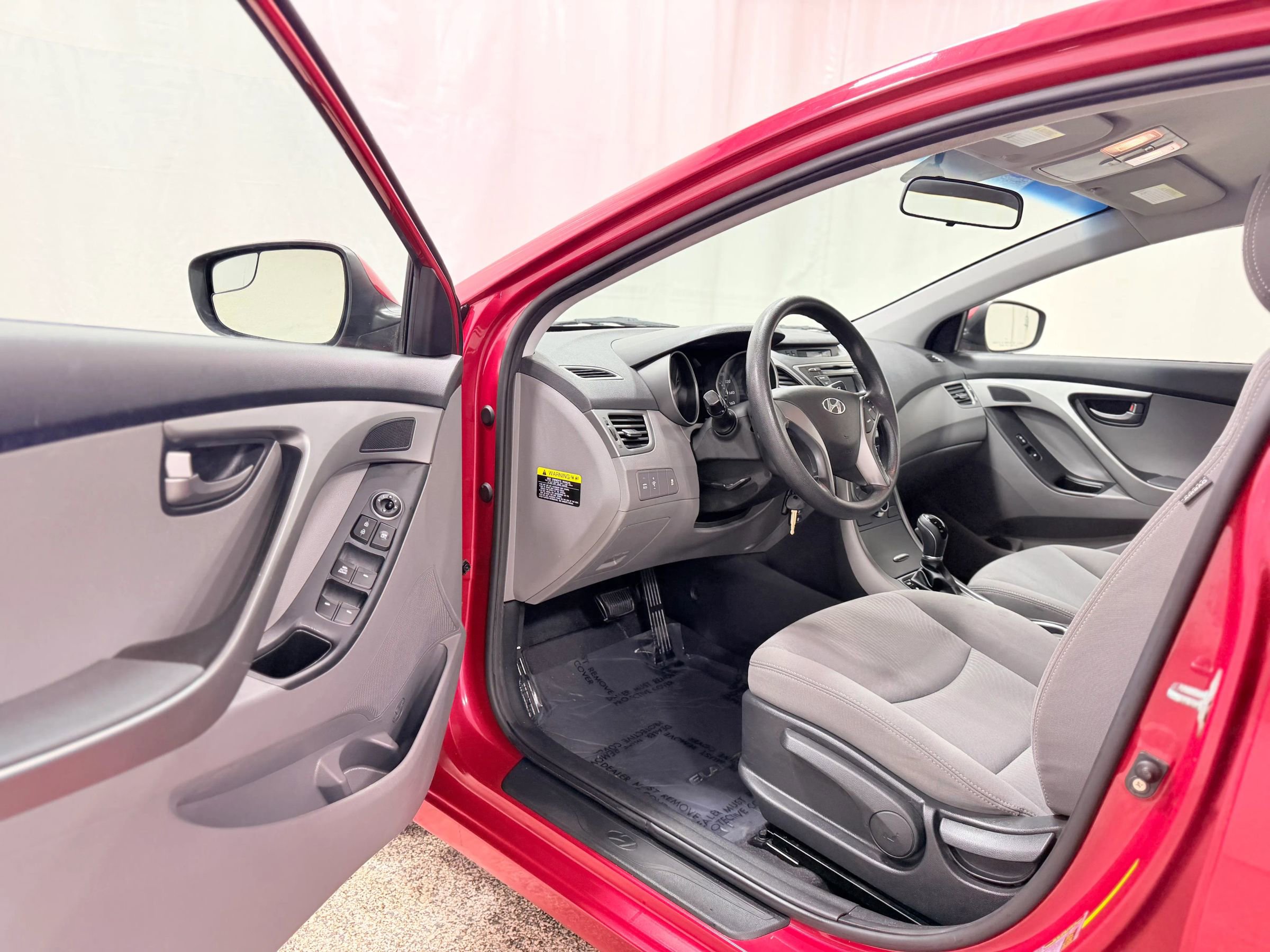 Used 2014 Hyundai Elantra SE image 10