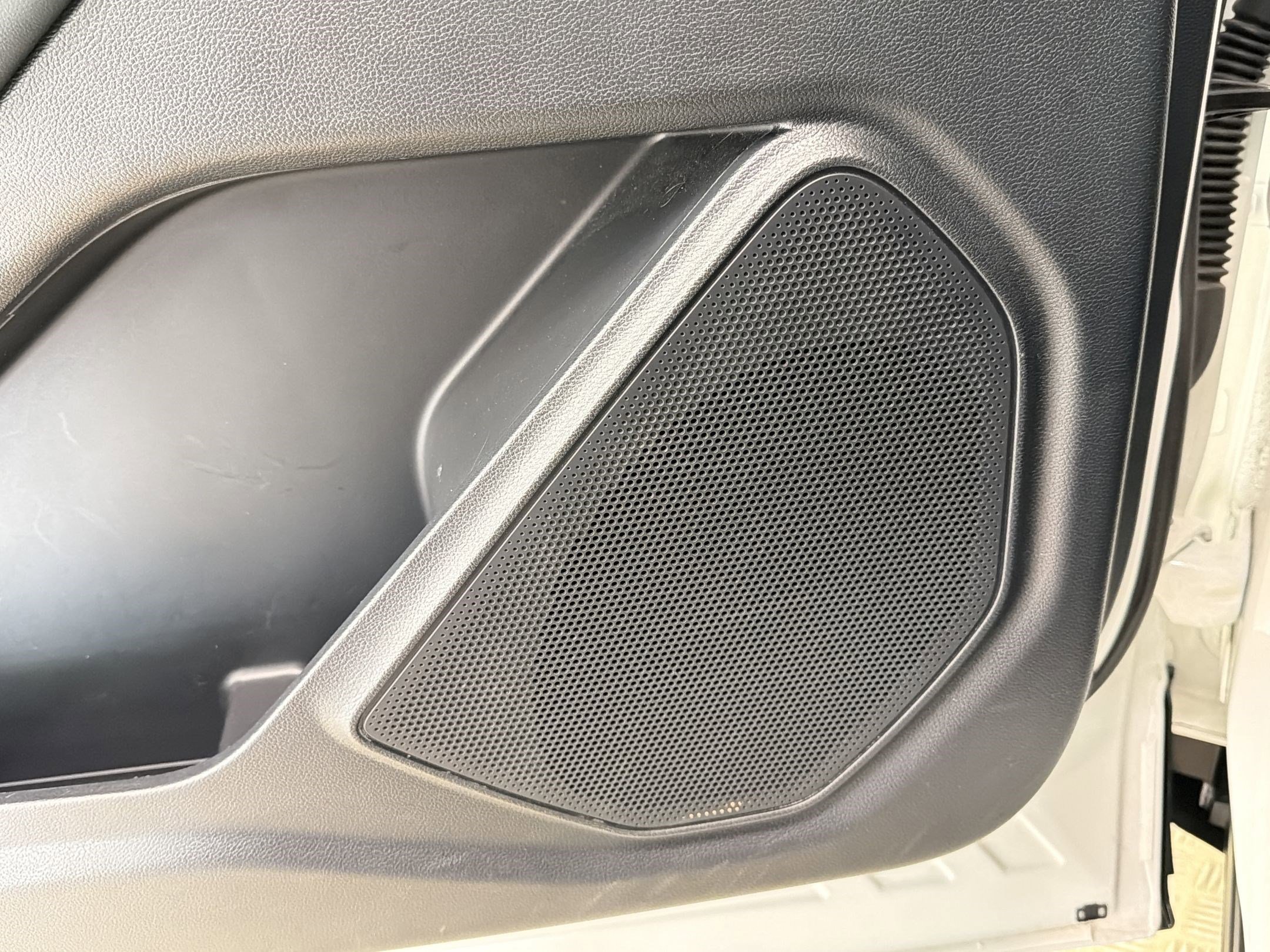 Certified 2025 Ford Explorer ST-Line w/ ST-Line Street Pack AWD/4WD image 21