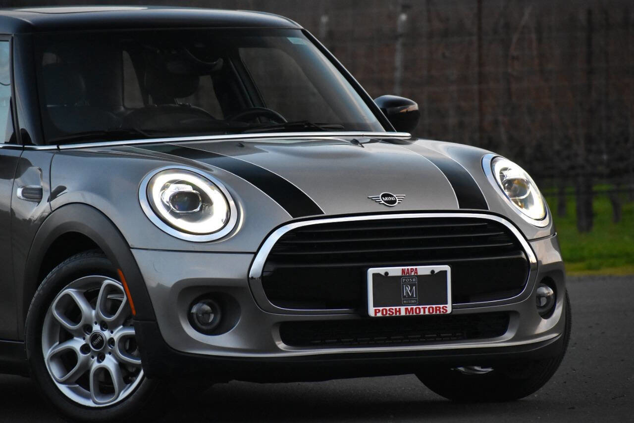 Used 2020 MINI Cooper 4-Door Hardtop image 3