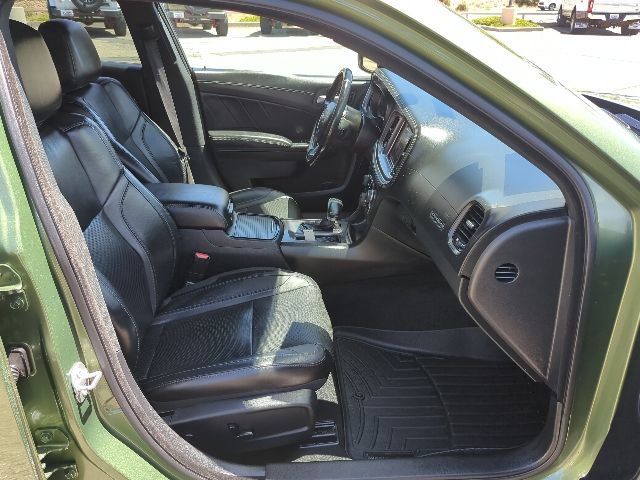 Used 2020 Dodge Charger SXT w/ Plus Group RWD image 19