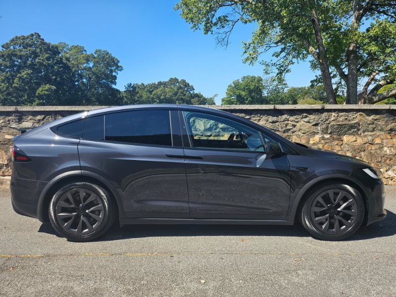 Used 2024 Tesla Model X AWD/4WD image 10