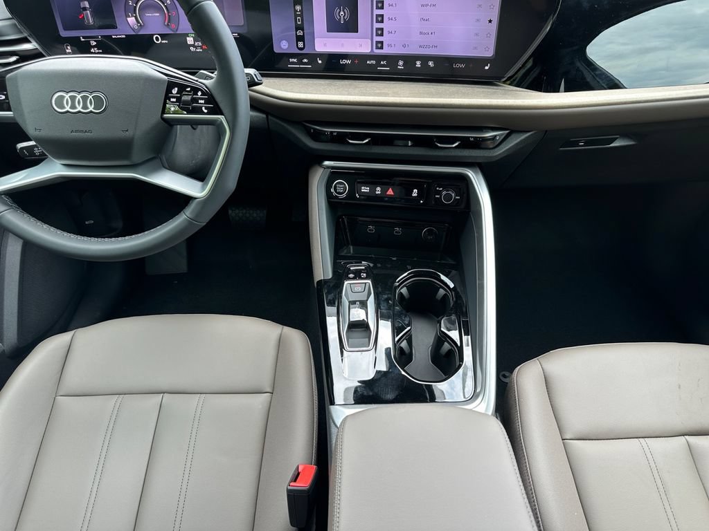 New 2026 Audi Q5 2.0T AWD/4WD image 11