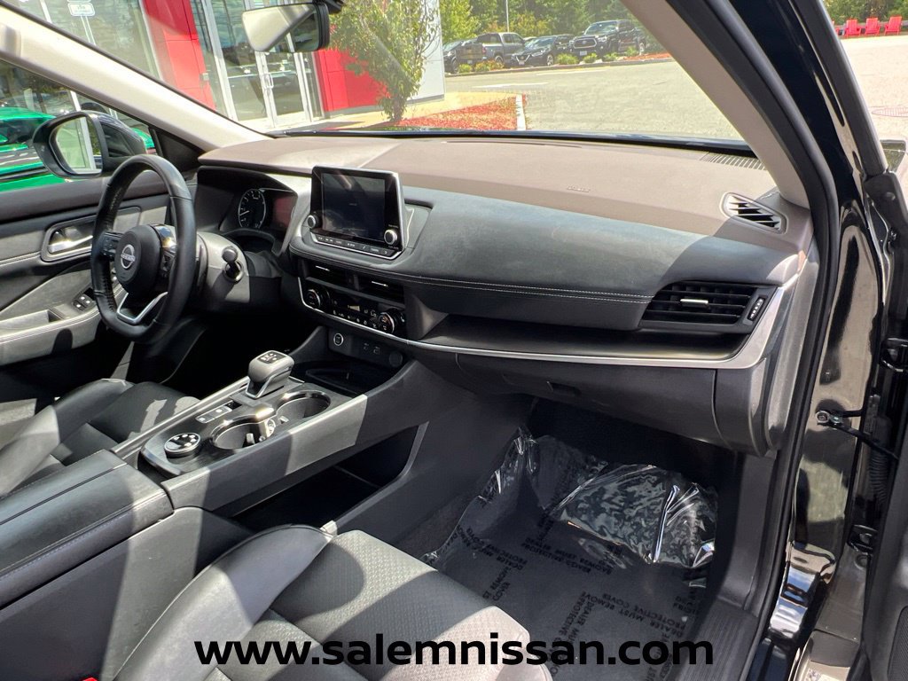 Certified 2023 Nissan Rogue SV w/ SV Premium B Package AWD/4WD image 24