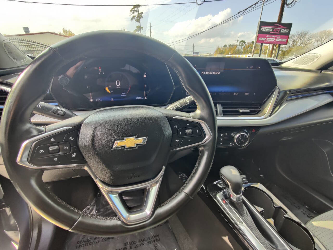 Used 2024 Chevrolet Trax LT w/ Driver Confidence Package image 12