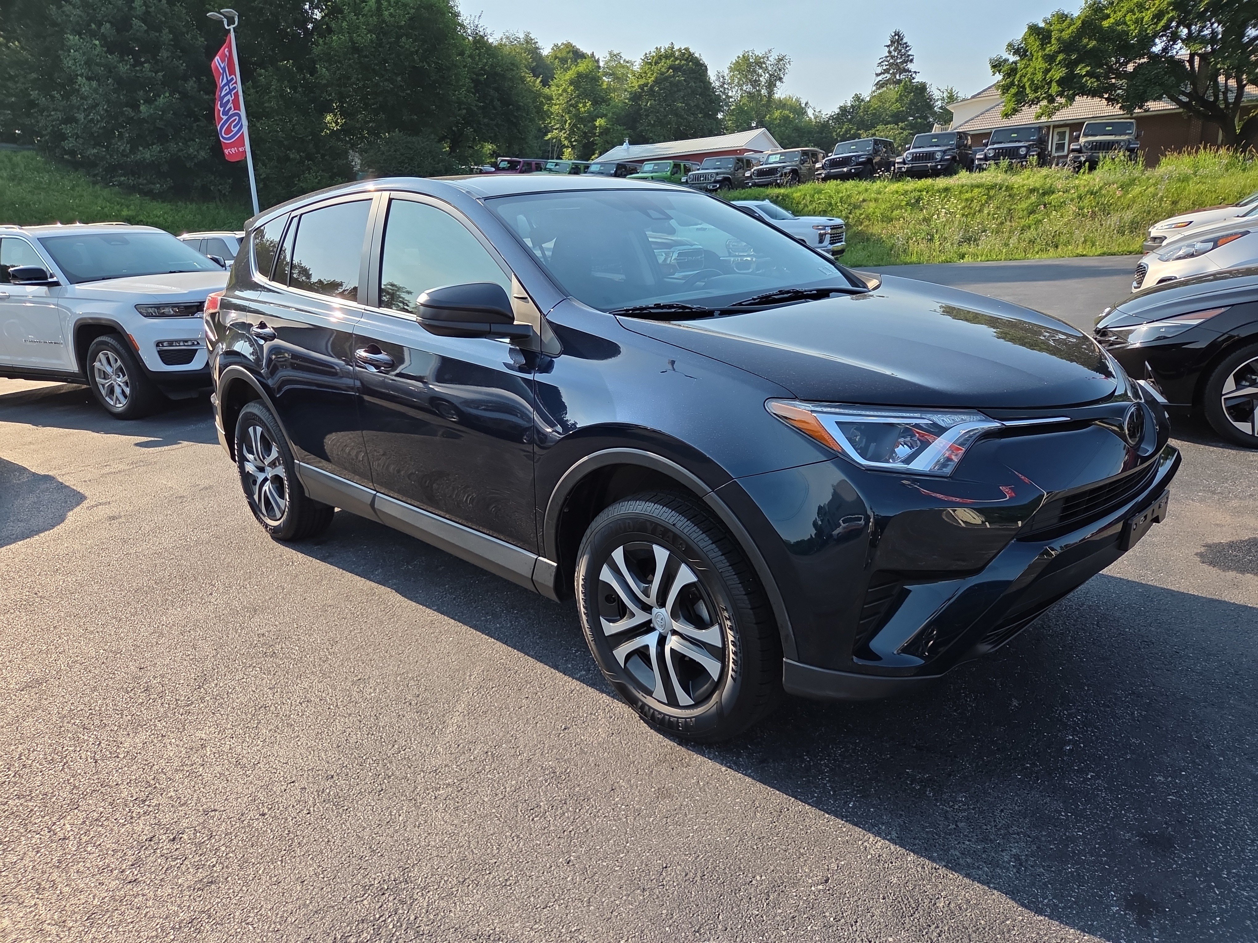 Used 2018 Toyota RAV4 LE w/ All Weather Liner Package