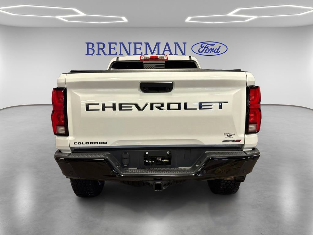Used 2024 Chevrolet Colorado ZR2 w/ ZR2 Convenience Package III image 6