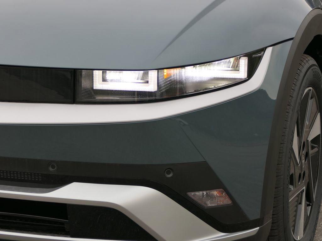 New 2026 Hyundai Ioniq 5 SEL image 8