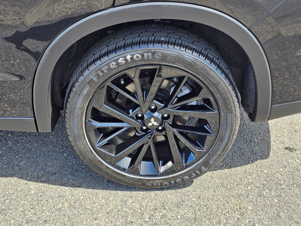 Used 2024 Mitsubishi Outlander SE AWD/4WD image 9