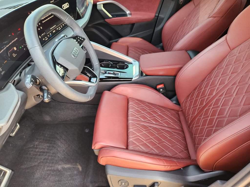 Certified 2025 Audi SQ5 Prestige AWD/4WD image 15
