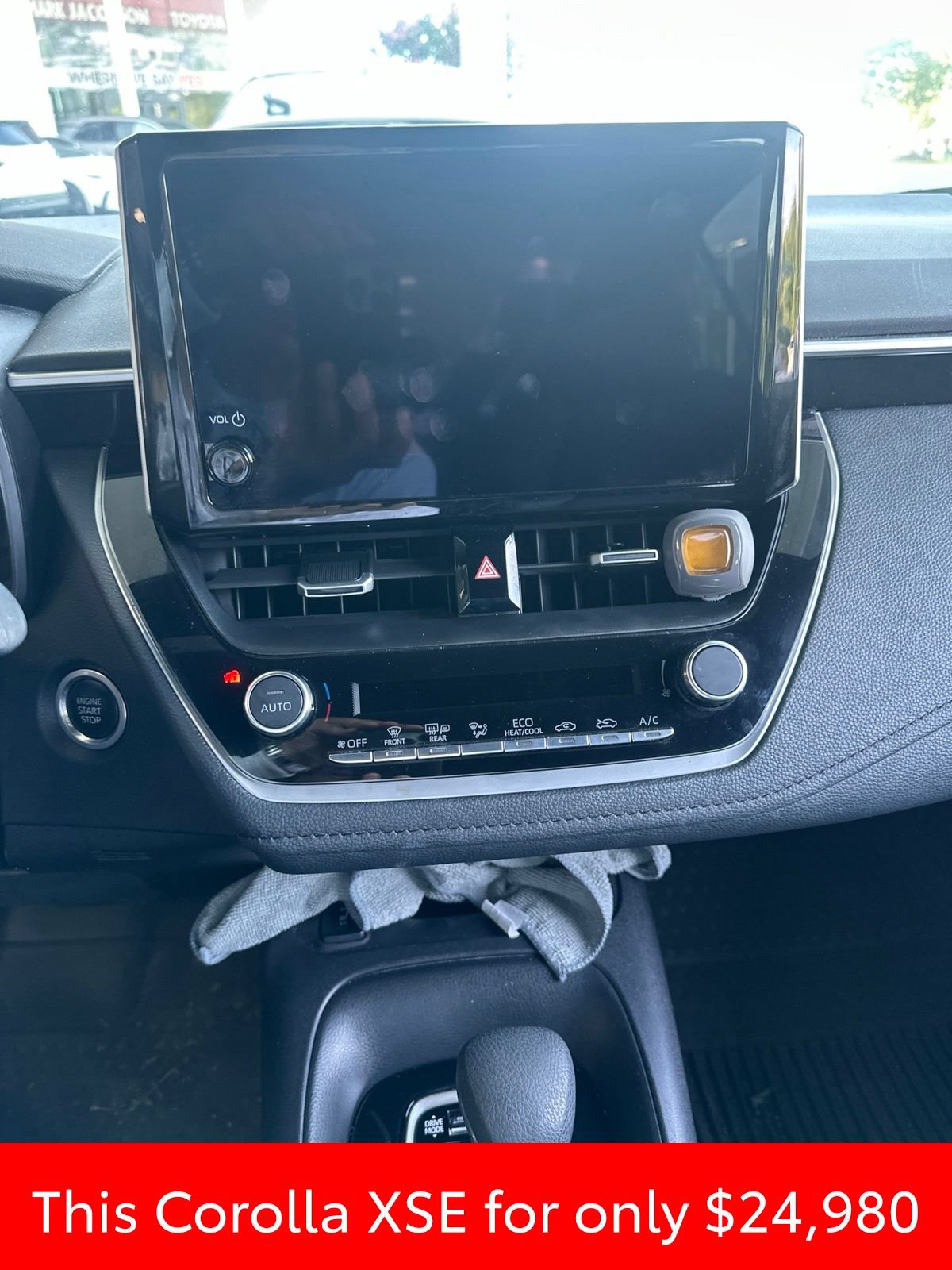 Used 2023 Toyota Corolla XSE FWD image 16