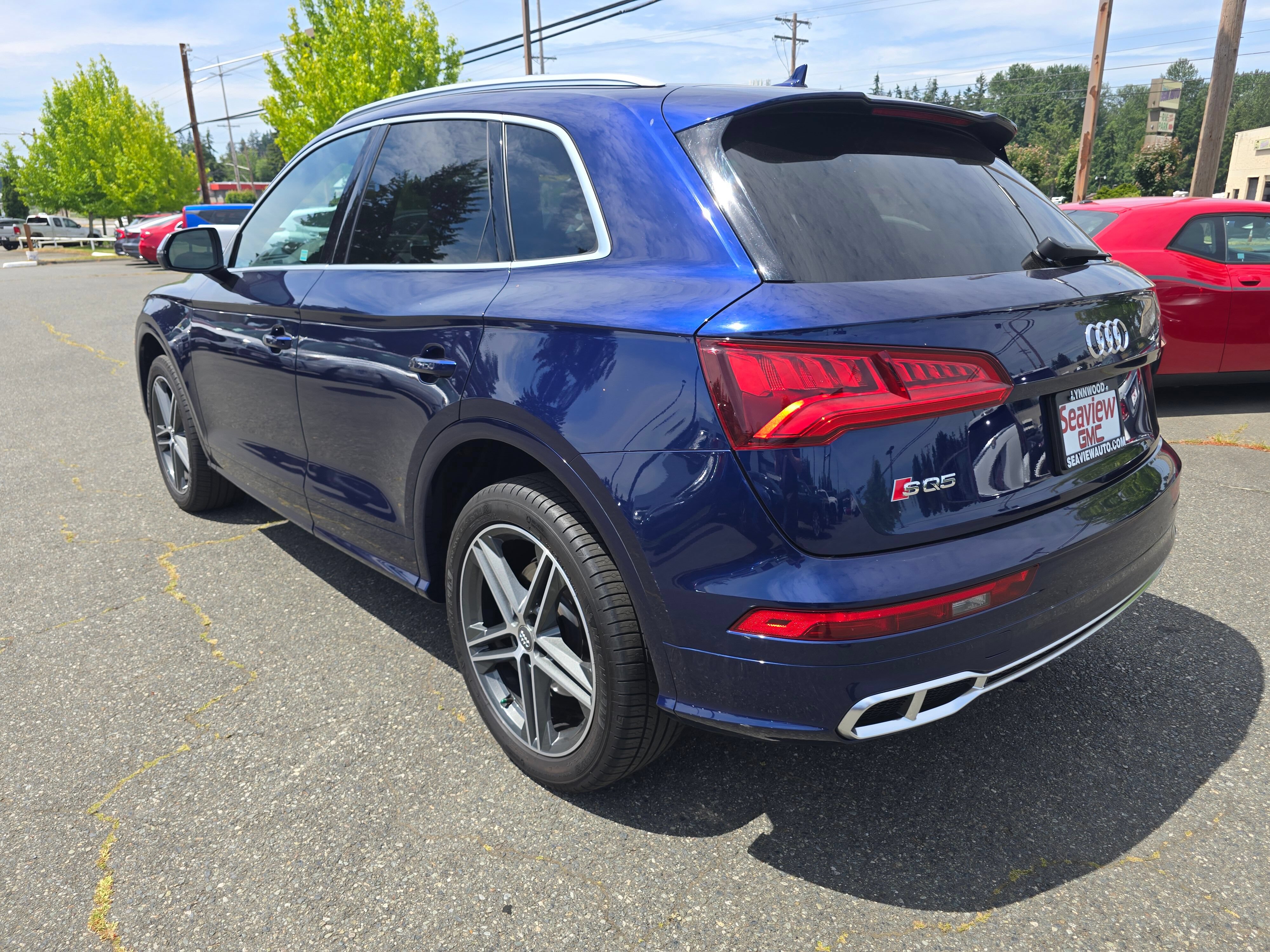 Used 2020 Audi SQ5 Premium Plus w/ Premium Plus Package AWD/4WD image 5