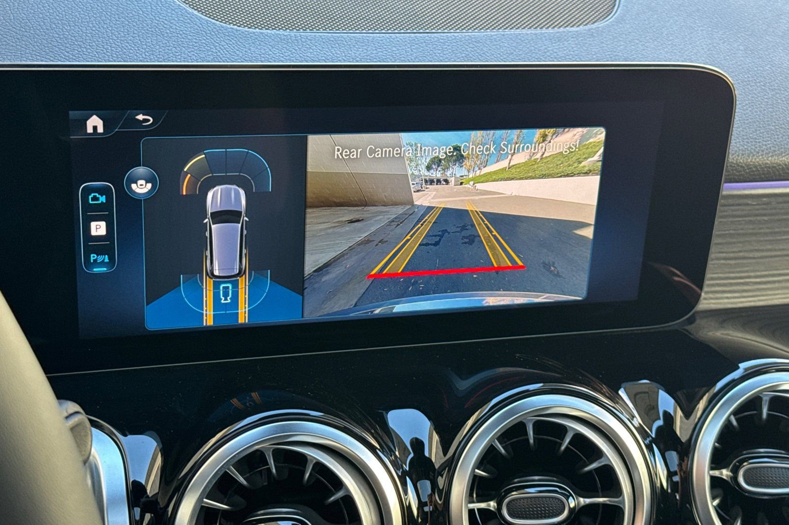 New 2026 Mercedes-Benz GLB 250 image 18