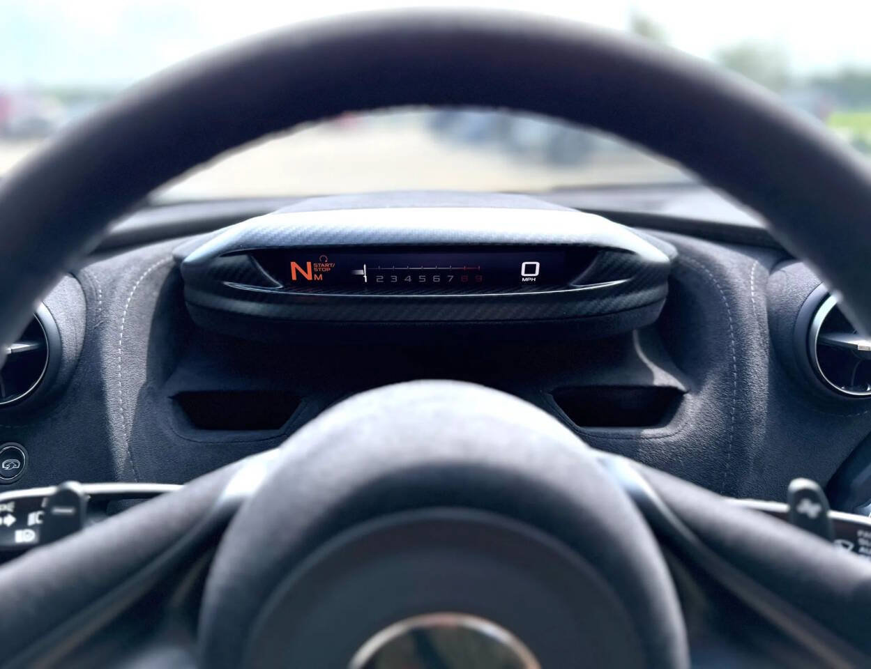 Used 2018 McLaren 720S RWD image 13