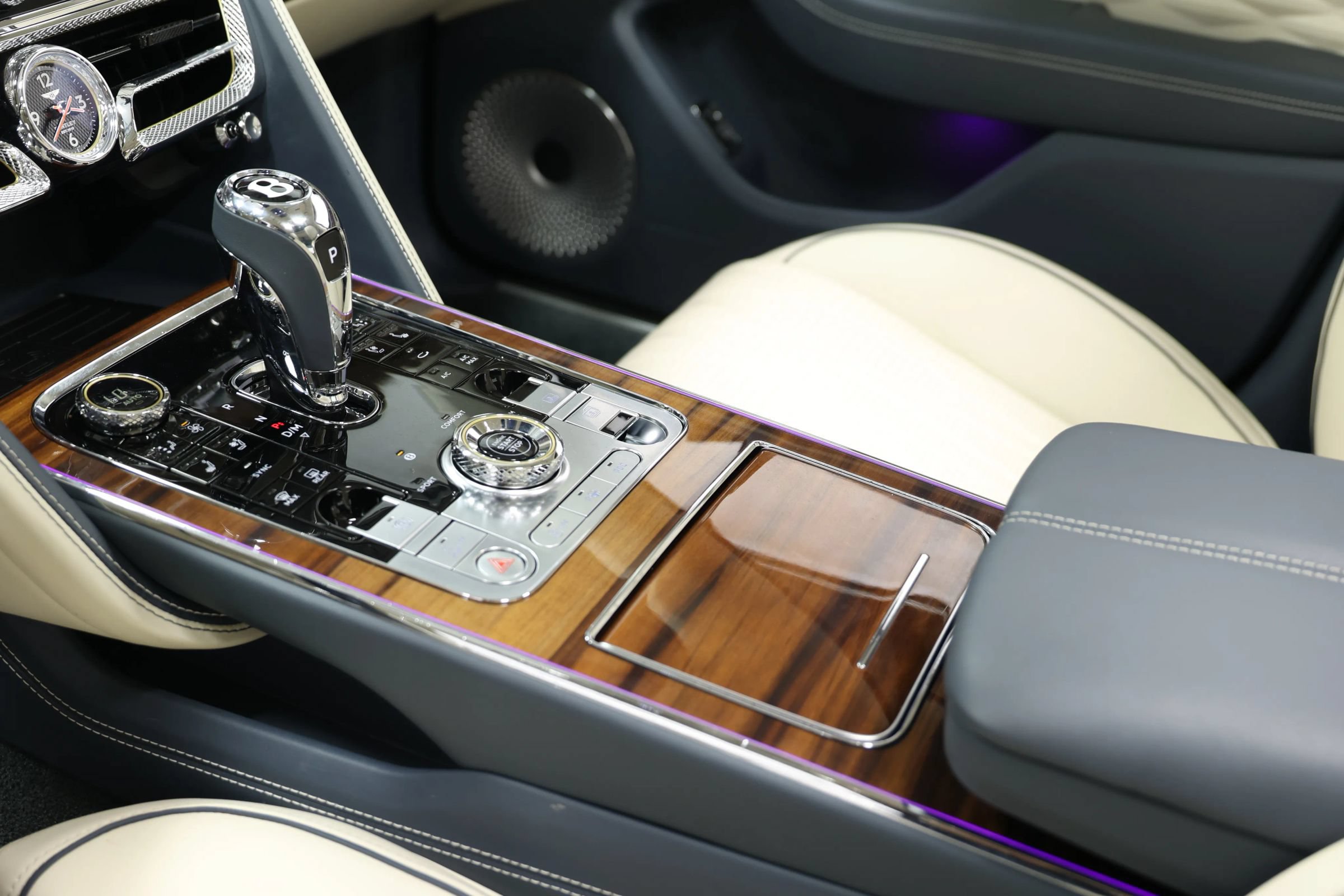 Used 2020 Bentley Flying Spur W12 w/ First Edition Specification AWD/4WD image 51