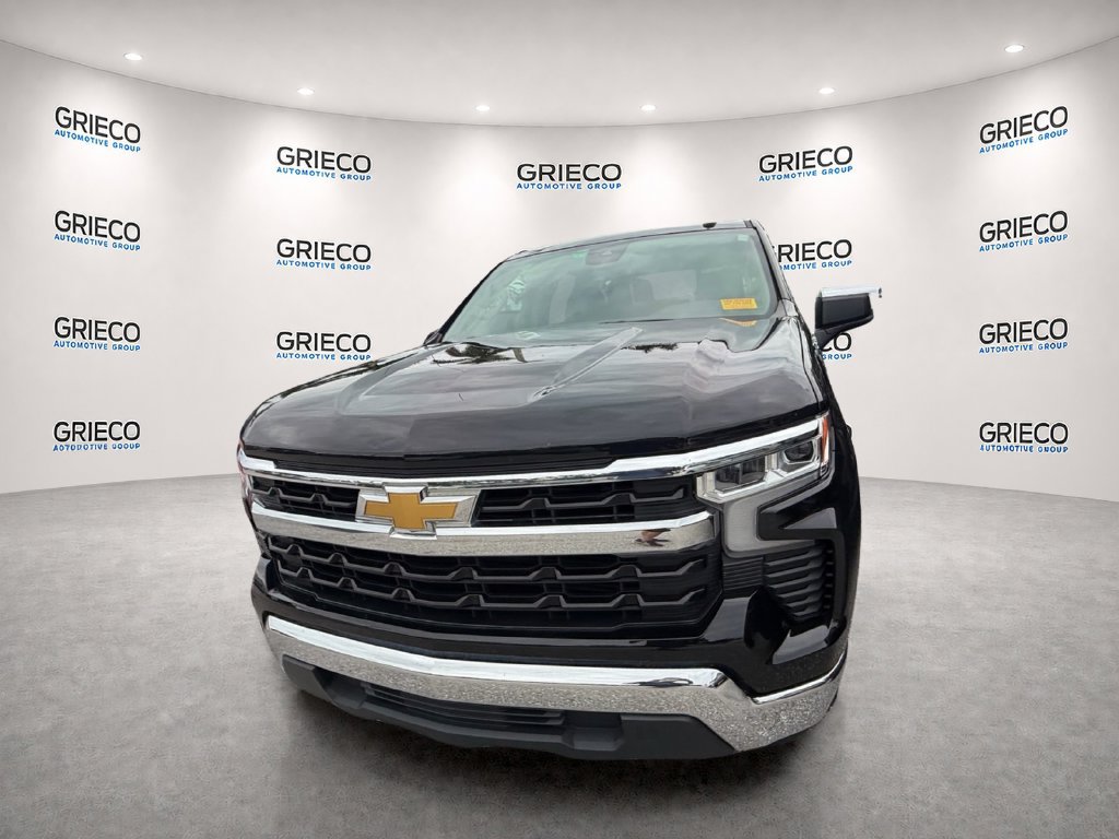 Used 2024 Chevrolet Silverado 1500 LT RWD image 3