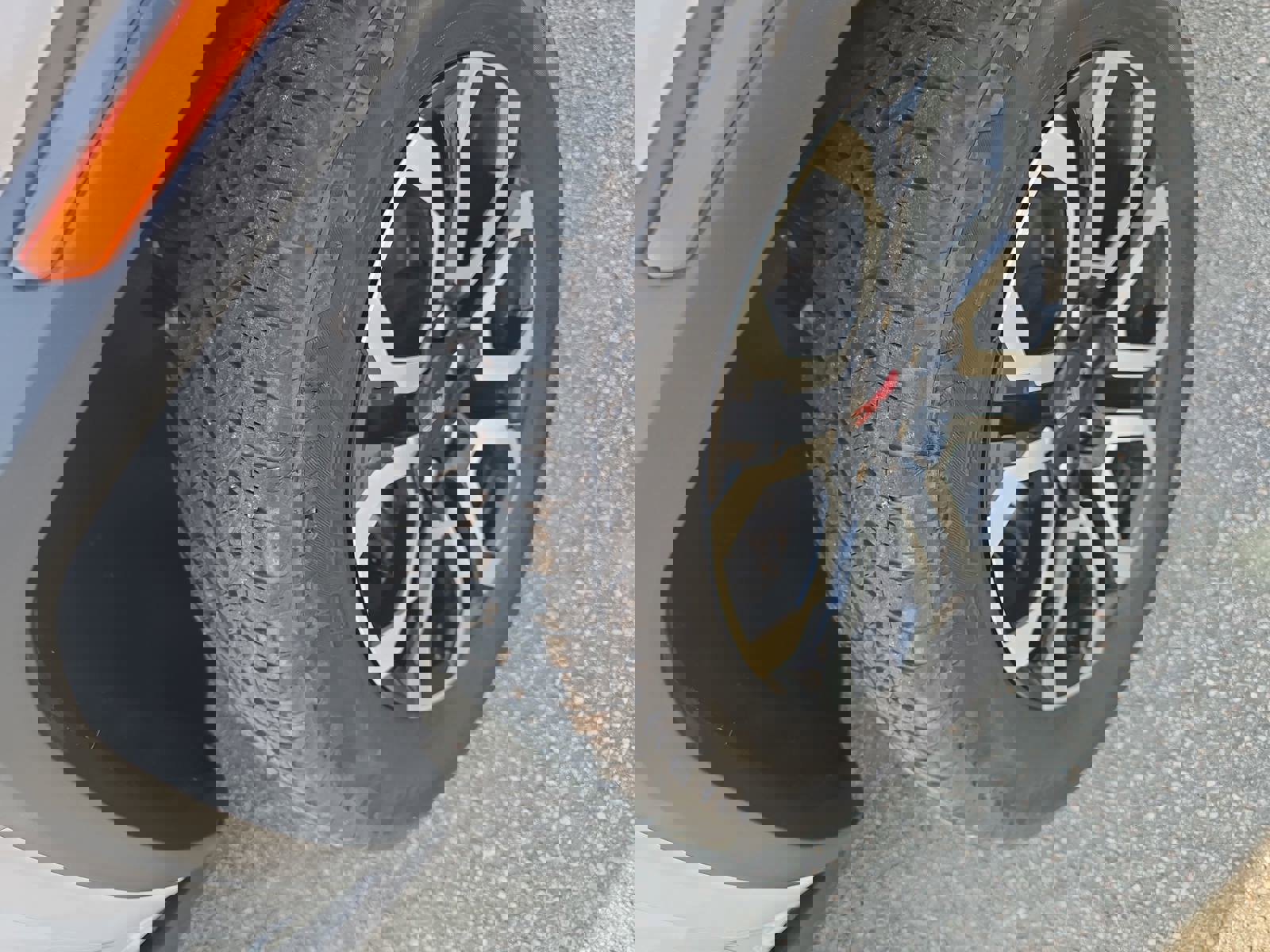 Used 2025 GMC Canyon AT4 w/ Nightfall Edition image 35