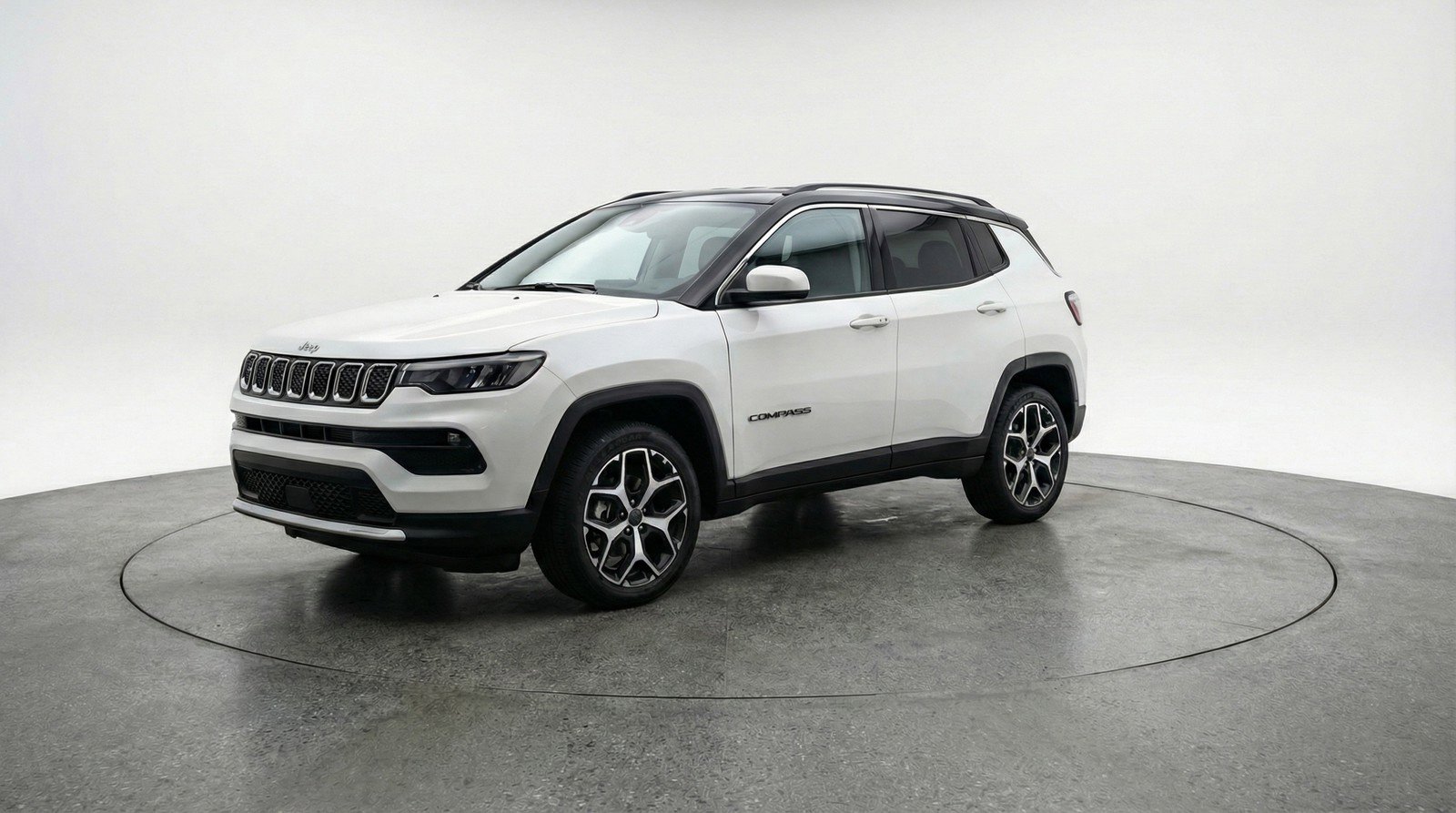 Used 2025 Jeep Compass Limited AWD/4WD image 3