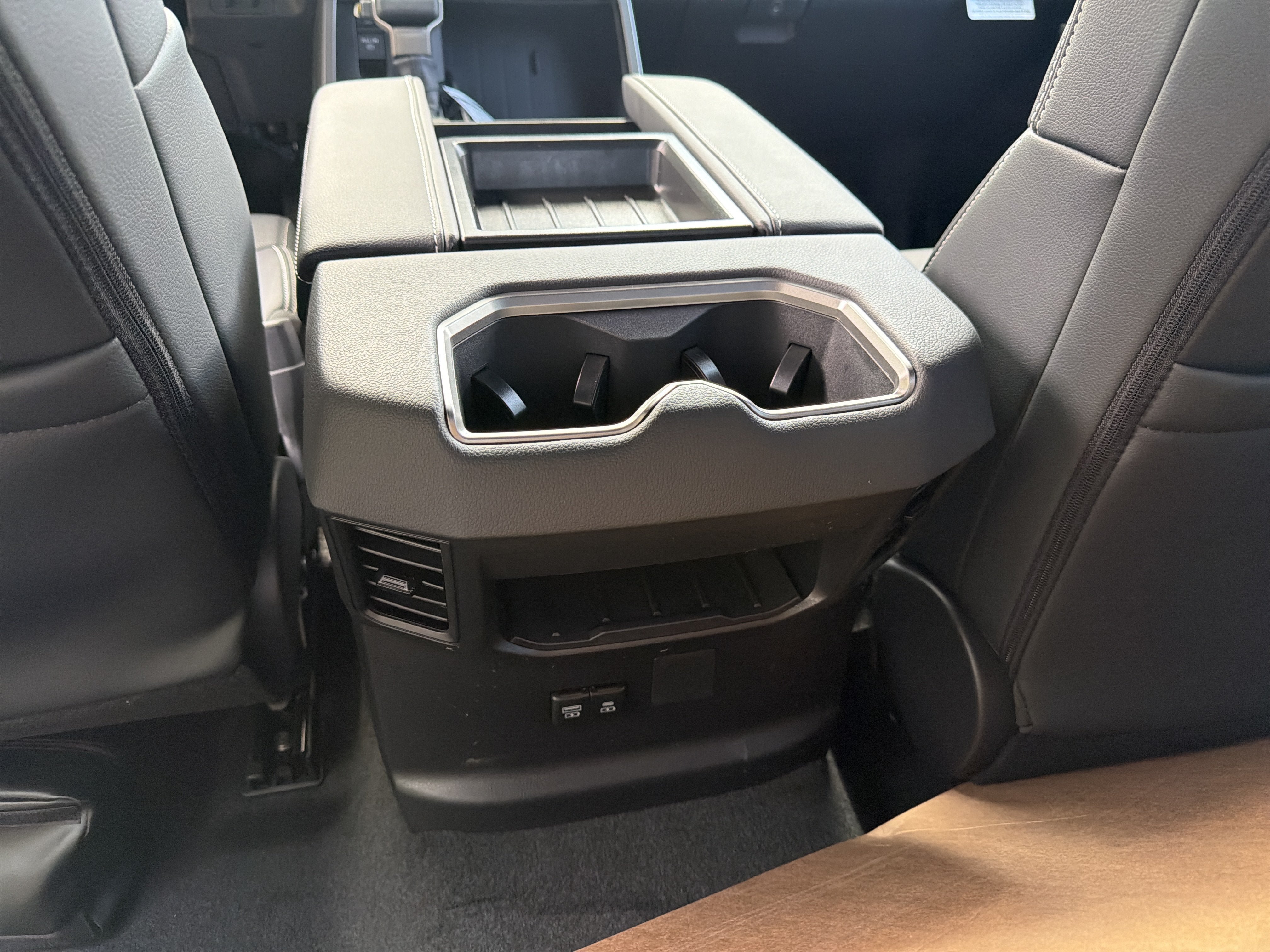 New 2026 Toyota Tundra Limited AWD/4WD image 19