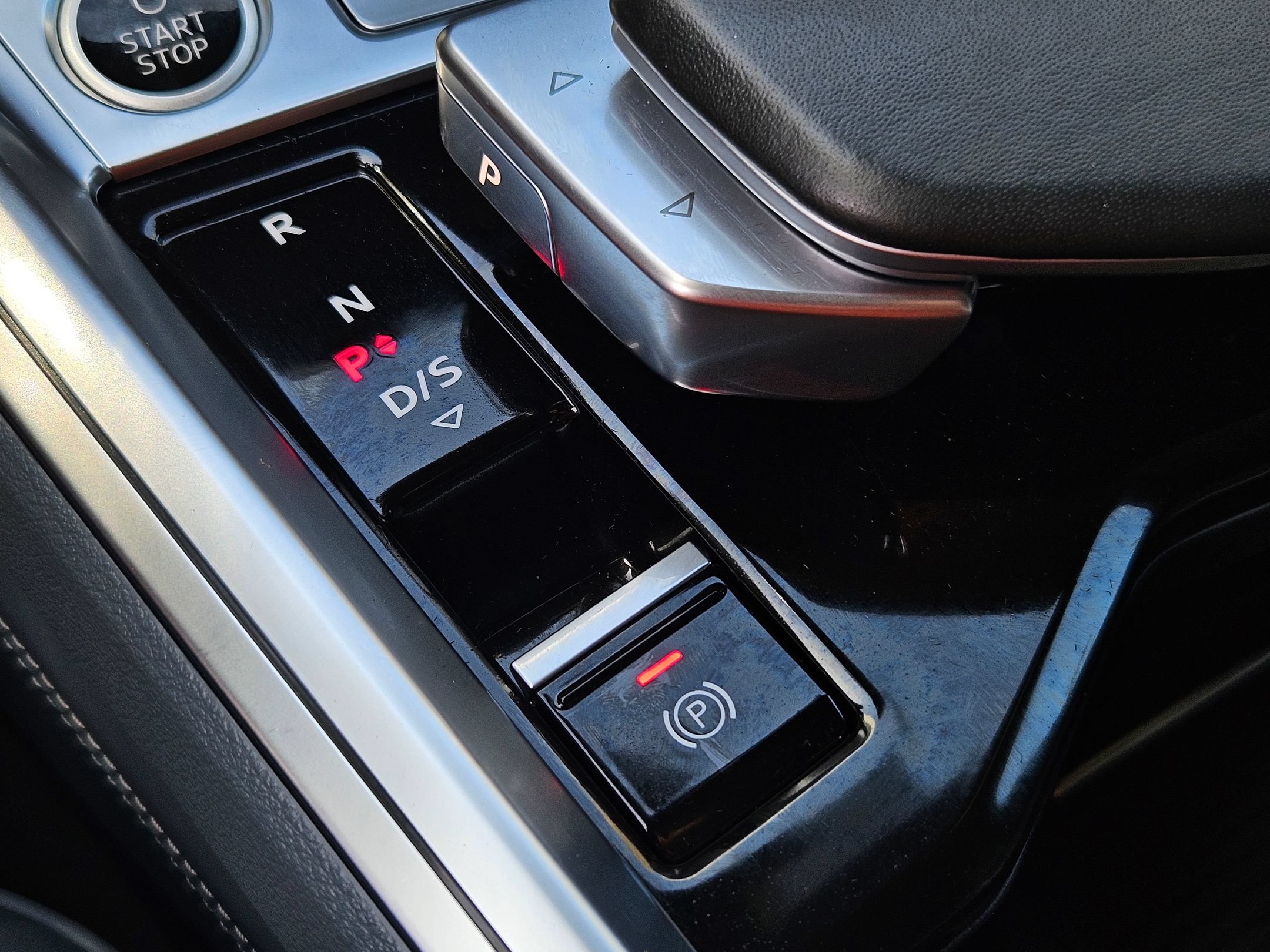 Used 2023 Audi e-tron Prestige w/ Prestige Package AWD/4WD image 17