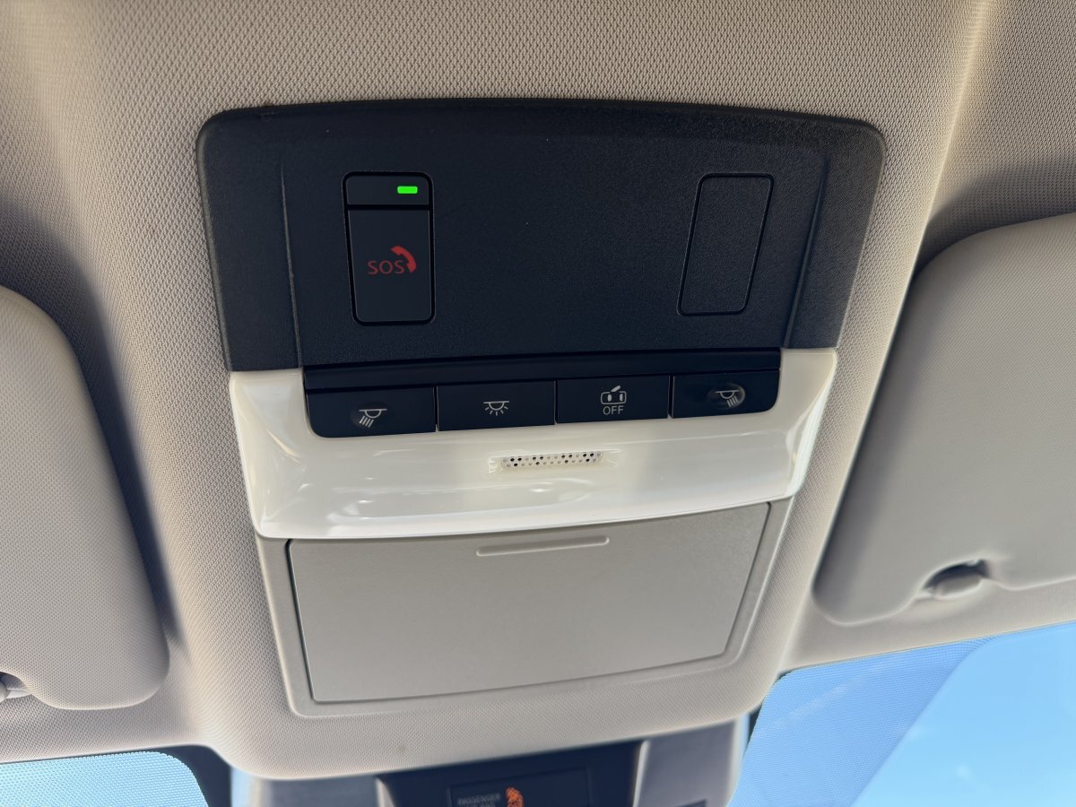 Used 2021 Nissan Rogue SV FWD image 47