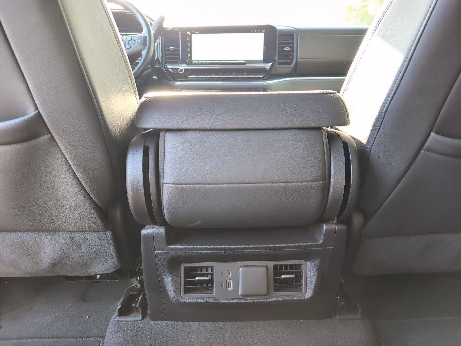Used 2024 GMC Sierra 1500 SLT AWD/4WD image 35