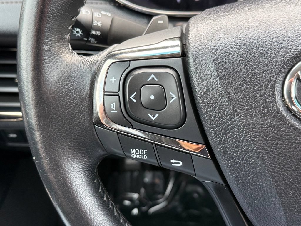 Used 2015 Toyota Avalon XLE Premium FWD image 24