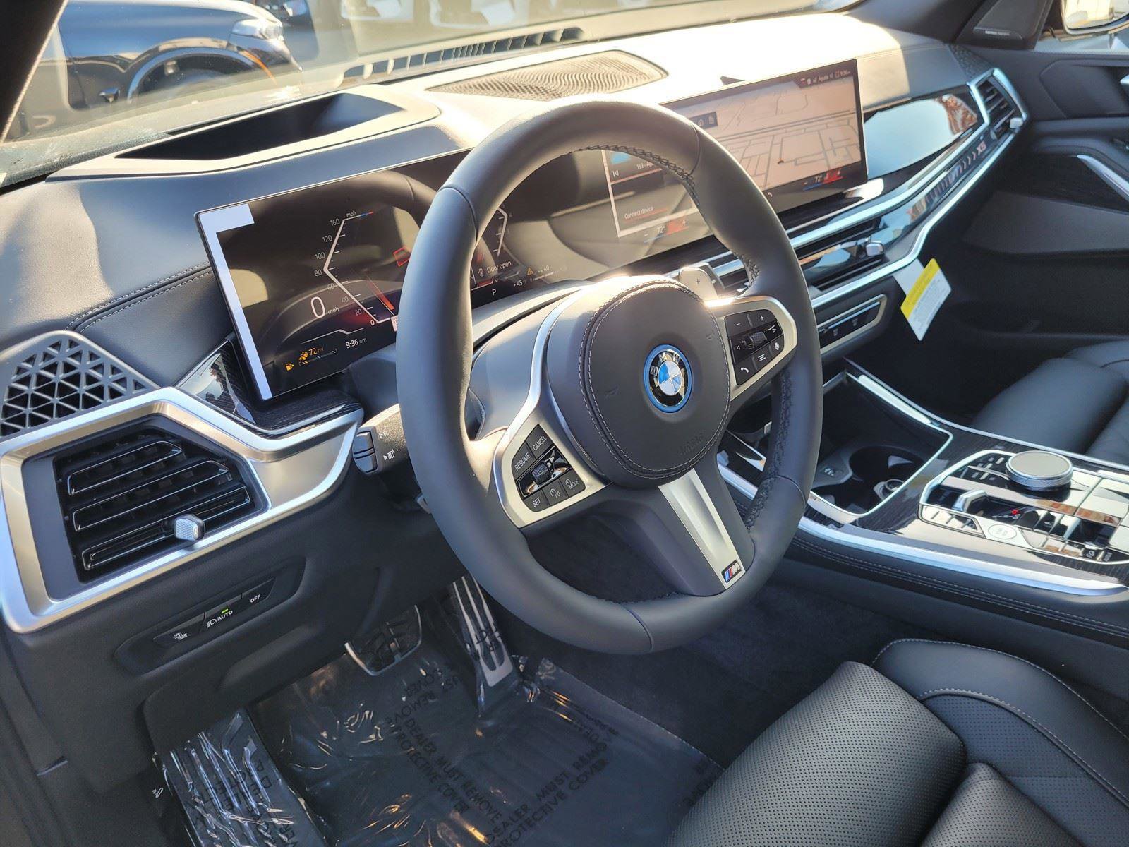 New 2026 BMW X5 xDrive50e w/ M Sport Package AWD/4WD image 8
