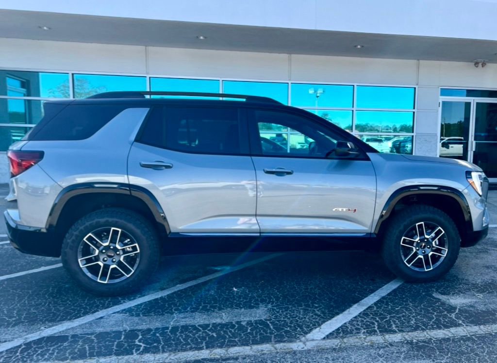 New 2026 GMC Terrain AT4 image 4