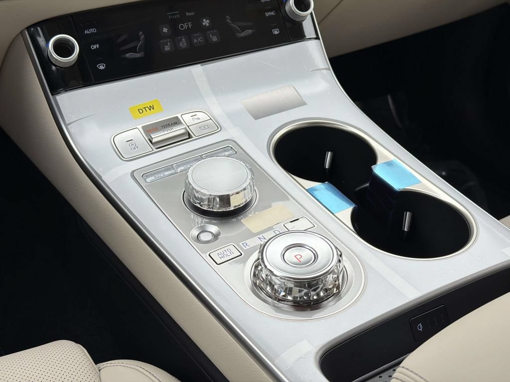 New 2026 Genesis GV70 2.5T Advanced AWD/4WD image 14