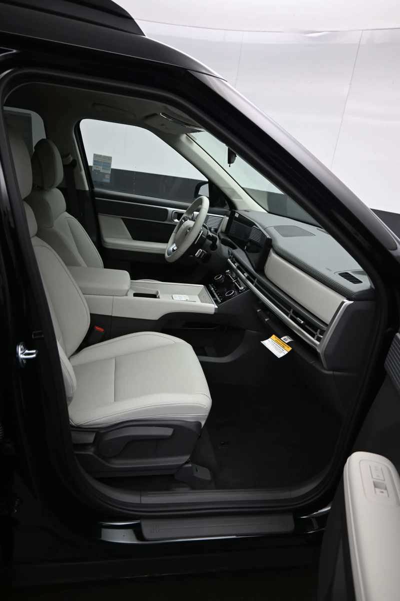New 2026 Hyundai Santa Fe SEL AWD/4WD image 11