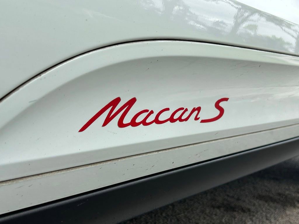 Used 2020 Porsche Macan S AWD/4WD image 34