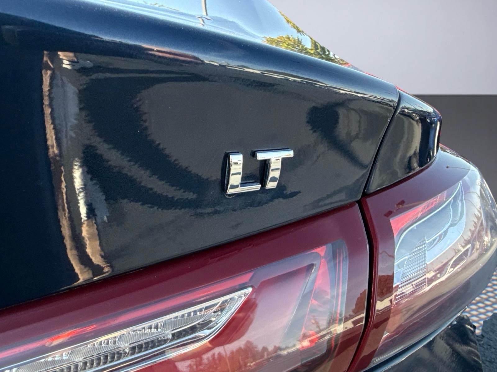 Used 2020 Chevrolet Malibu LT FWD image 6
