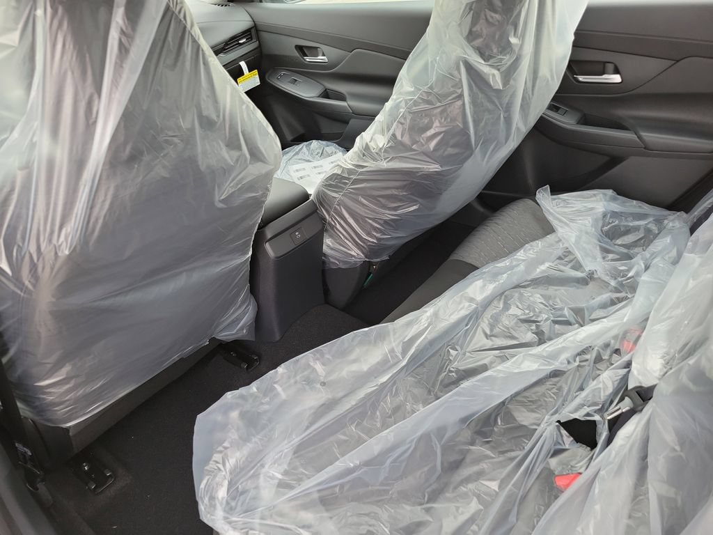 New 2026 Nissan Sentra SV w/ SV Convenience Package FWD image 8