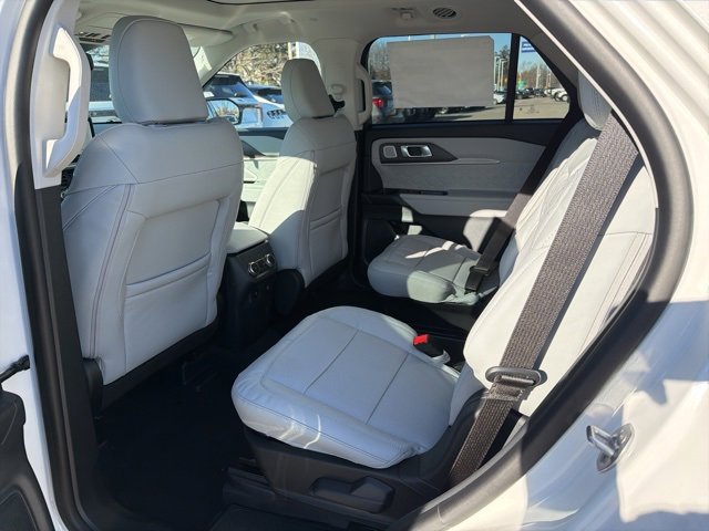 New 2026 Ford Explorer Platinum w/ LUX Leather Package image 6