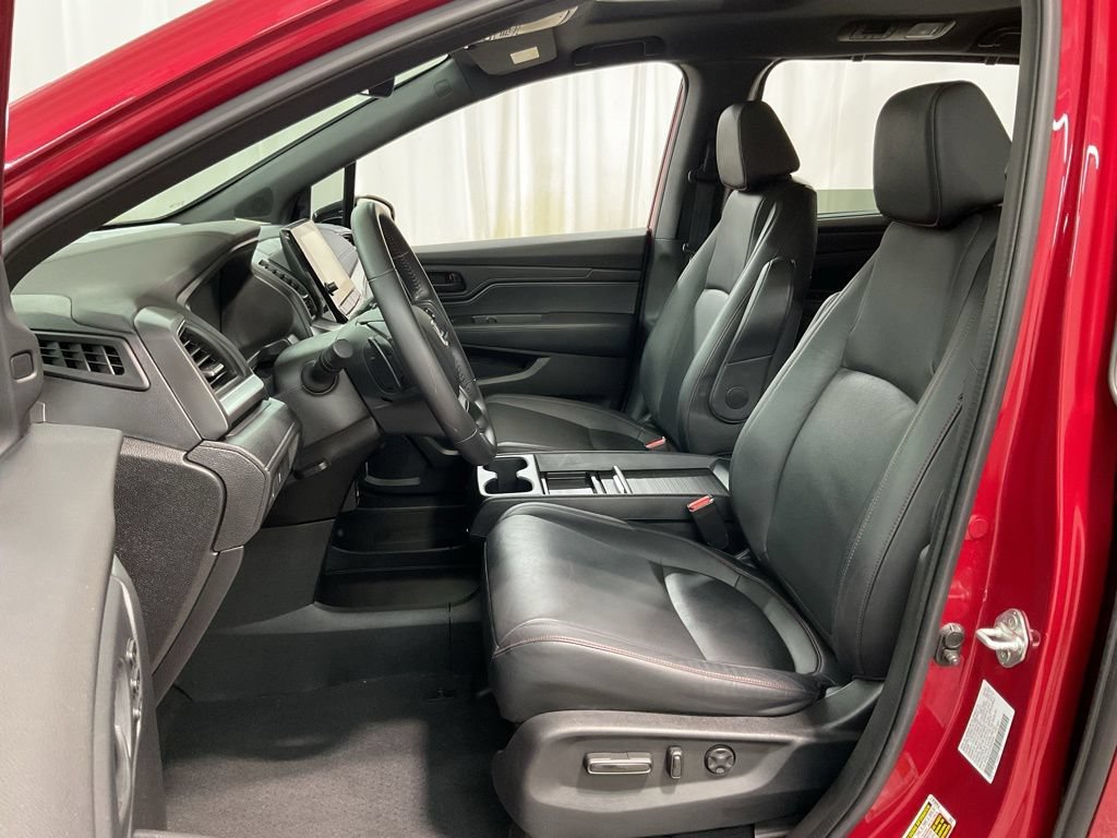 Certified 2023 Honda Odyssey Sport image 22