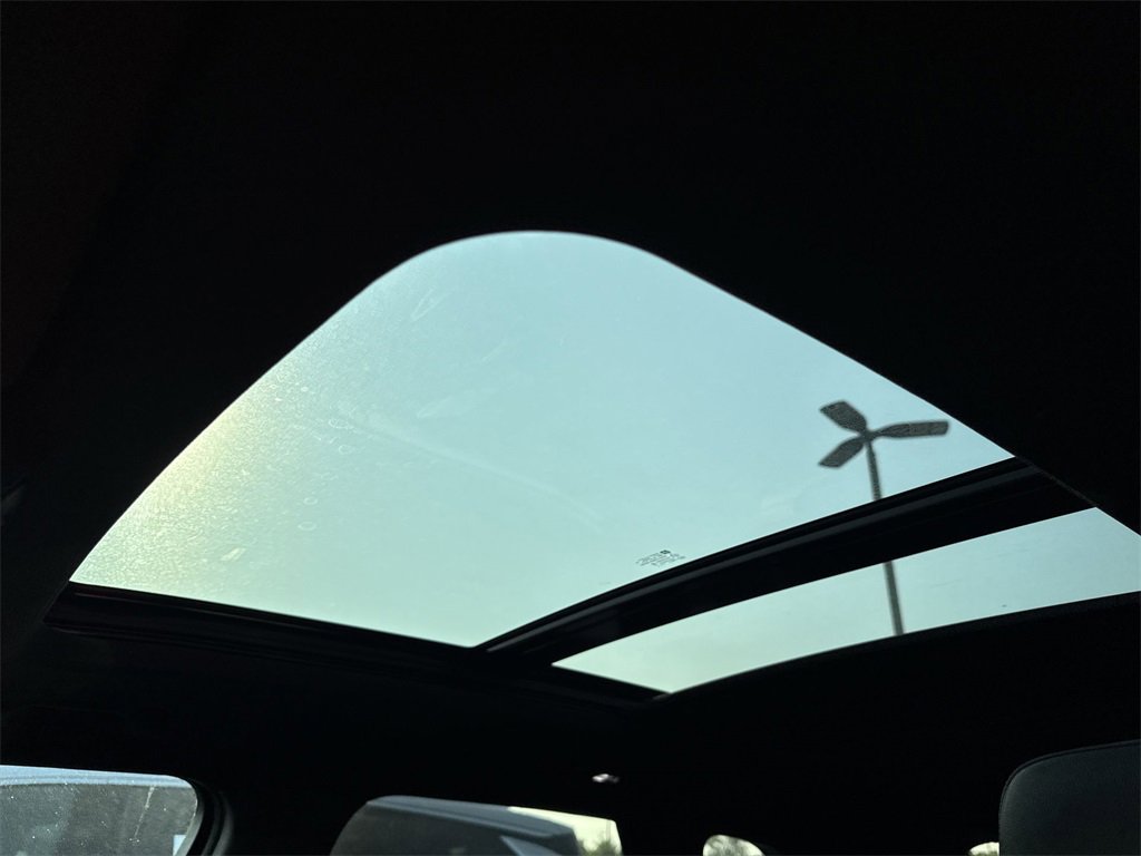 Used 2023 Chevrolet Blazer RS w/ Driver Confidence II Package image 28