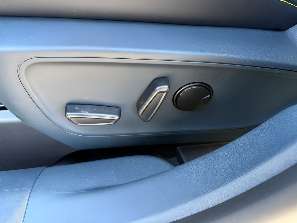 New 2025 Ford Maverick Lobo AWD/4WD image 26