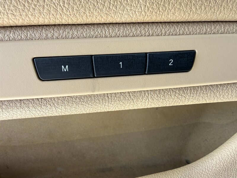 Used 2014 BMW 528i Sedan RWD image 23