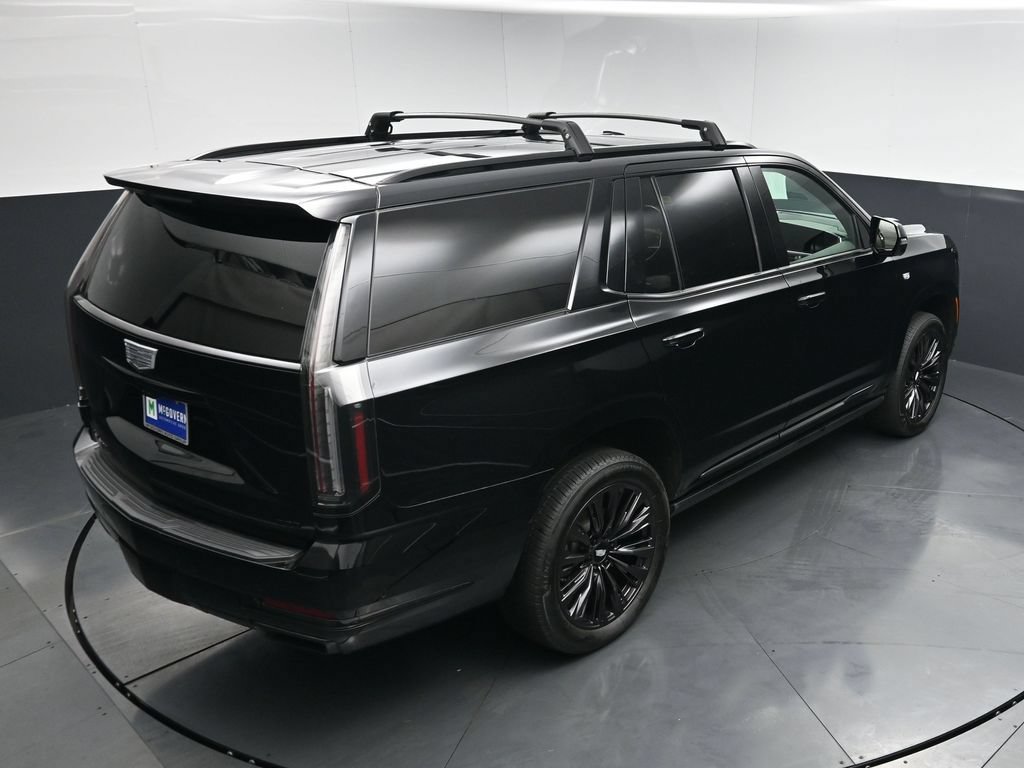Used 2025 Cadillac Escalade Sport w/ LPO, ONYX Package AWD/4WD image 16