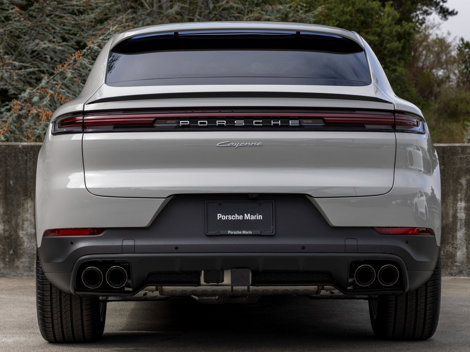 New 2025 Porsche Cayenne Coupe image 10