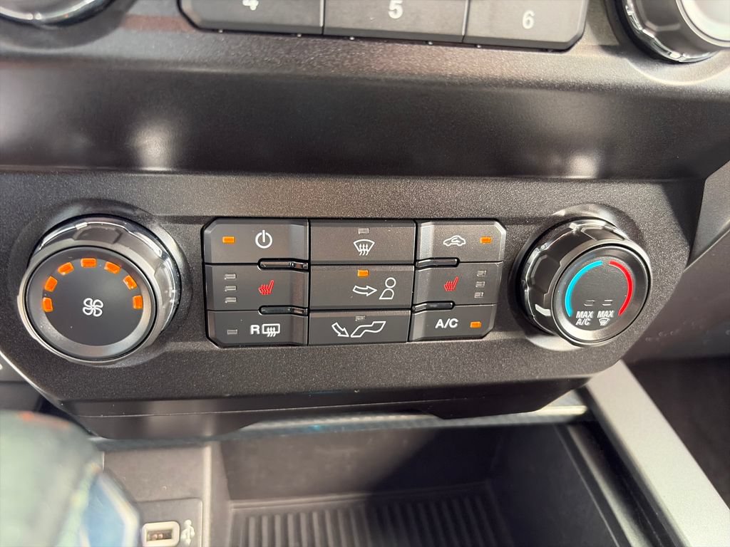 Used 2019 Ford F150 XLT w/ Equipment Group 302A Luxury AWD/4WD image 36