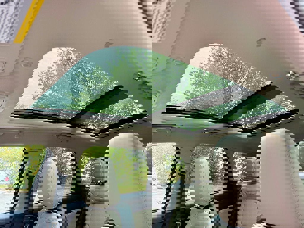 New 2025 Lincoln Corsair AWD w/ Equipment Group 101A image 34