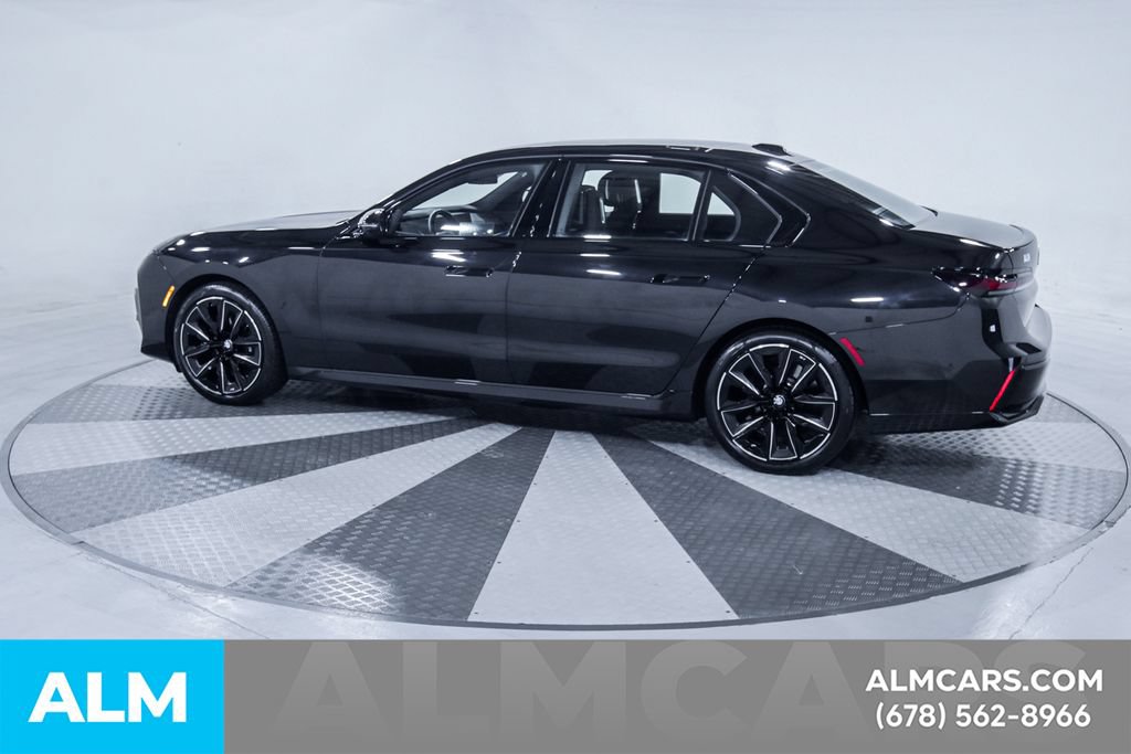 Used 2026 BMW 740i w/ Premium Package RWD image 5