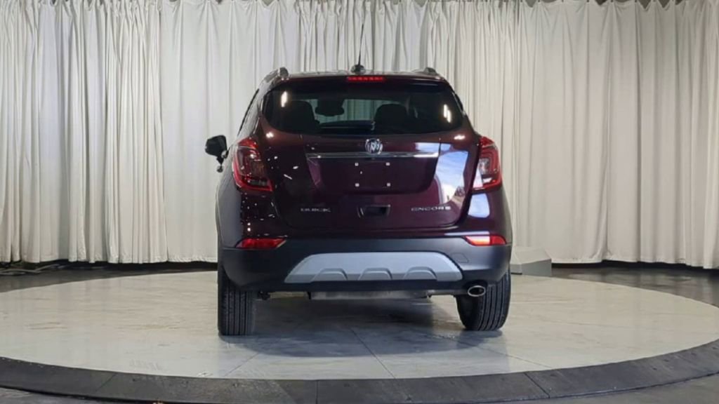 Used 2018 Buick Encore Preferred image 9