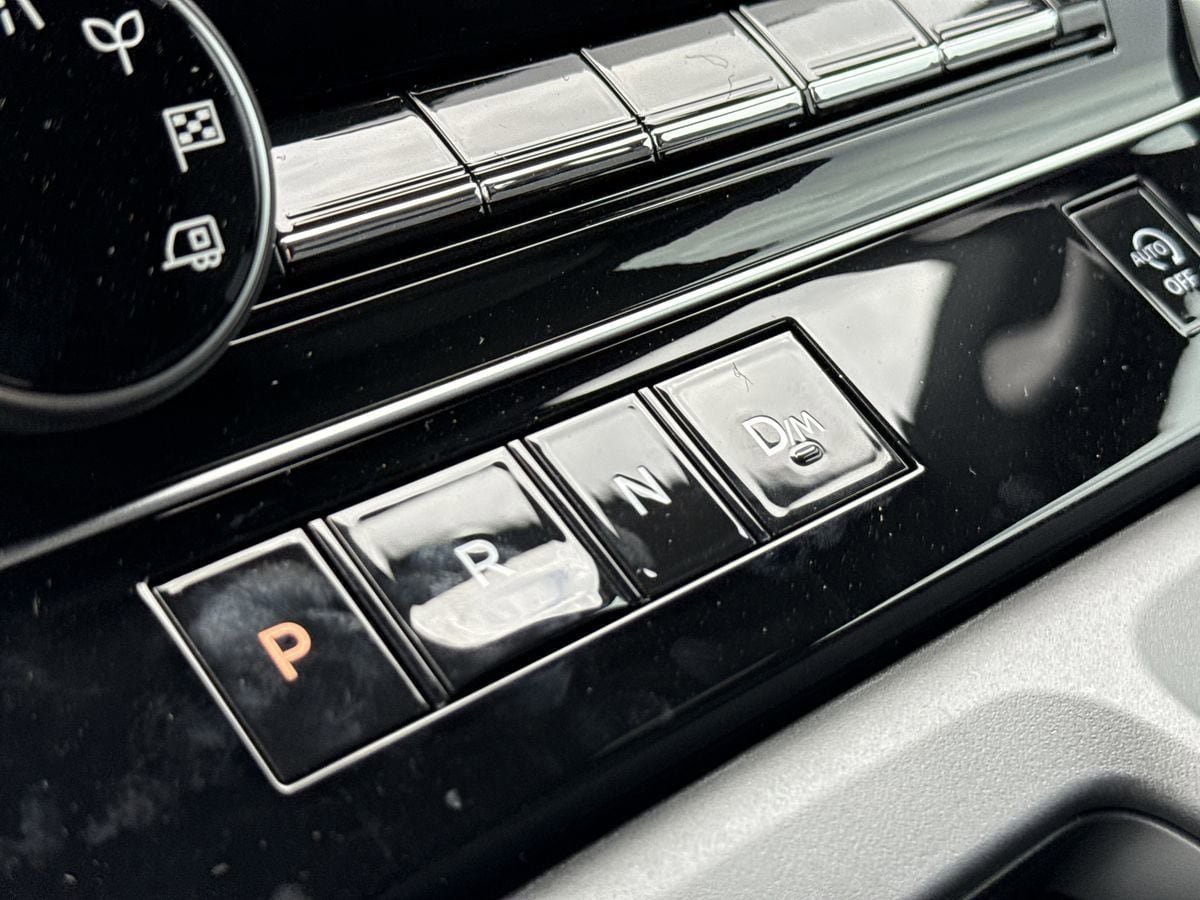 New 2026 Nissan Armada SL w/ Captain's Chari Seat Package image 24