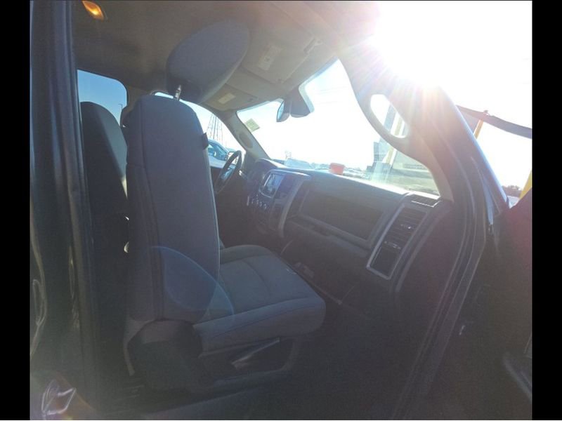 Used 2019 RAM 1500 Tradesman w/ Chrome Plus Package RWD image 27