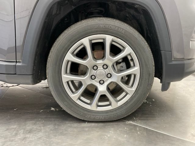 Used 2022 Jeep Compass Latitude AWD/4WD image 9