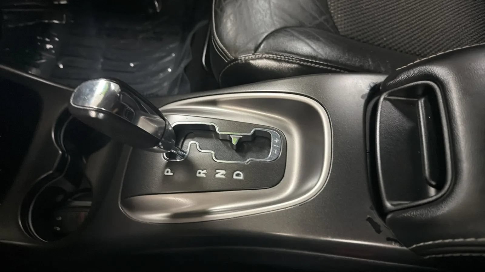 Used 2019 Dodge Journey Crossroad FWD image 13
